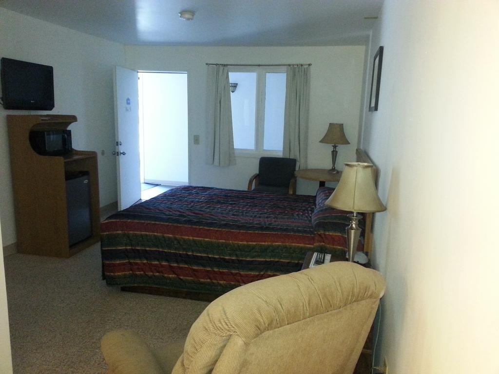 Autumn'S Inn Roundup Chambre photo